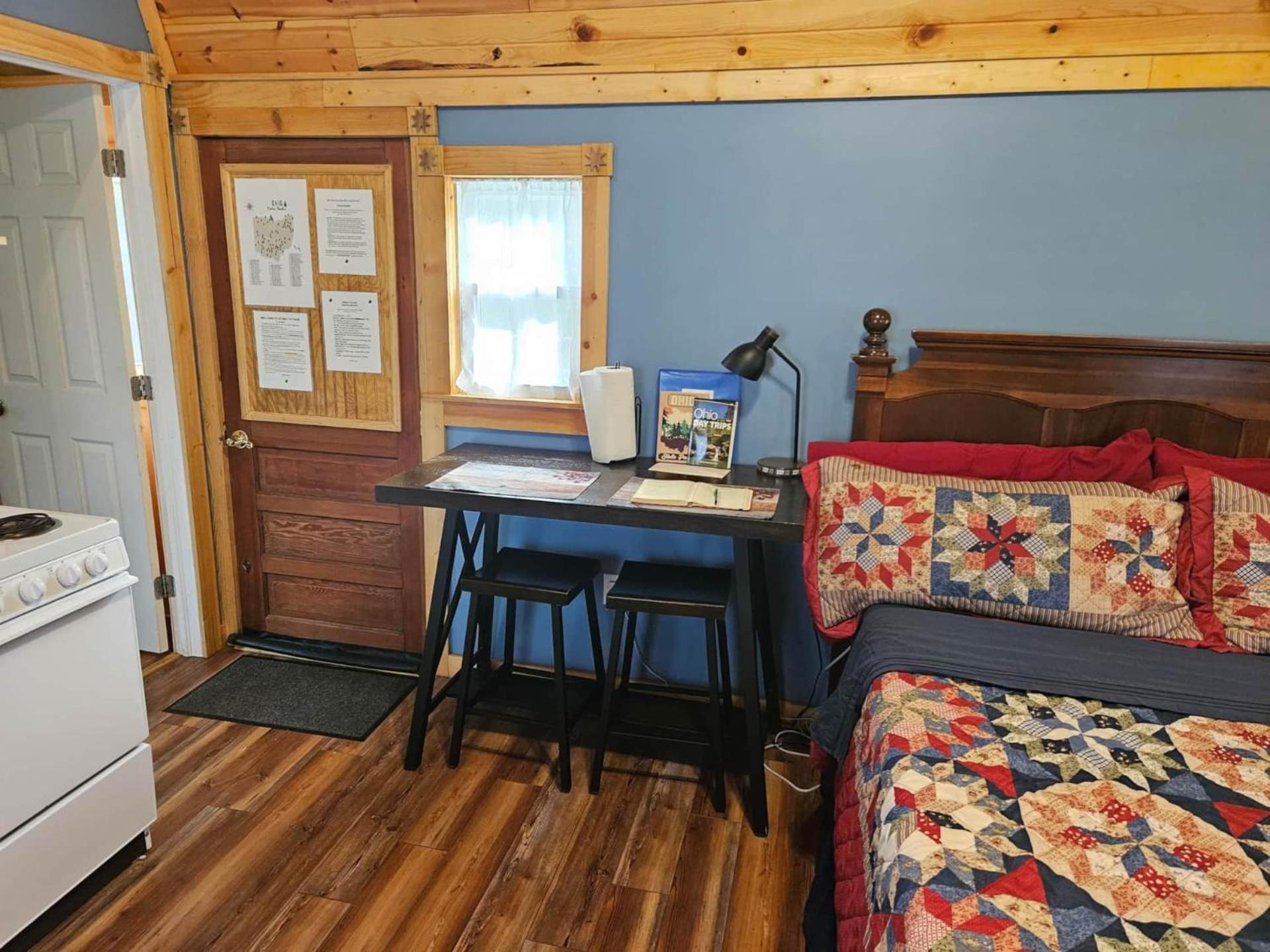 Acorn Cottage At Hocking Vacations Logan Extérieur photo